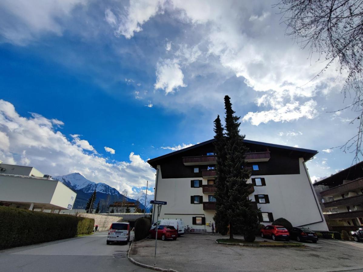 Alpine Lodge Apartment Zell am See Buitenkant foto
